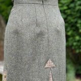 The ‘Adderbury’ Asymmetric skirt in Village Green – OUTLET