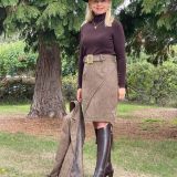 The ‘Adderbury’ Asymmetric skirt in Aged Thatch – OUTLET